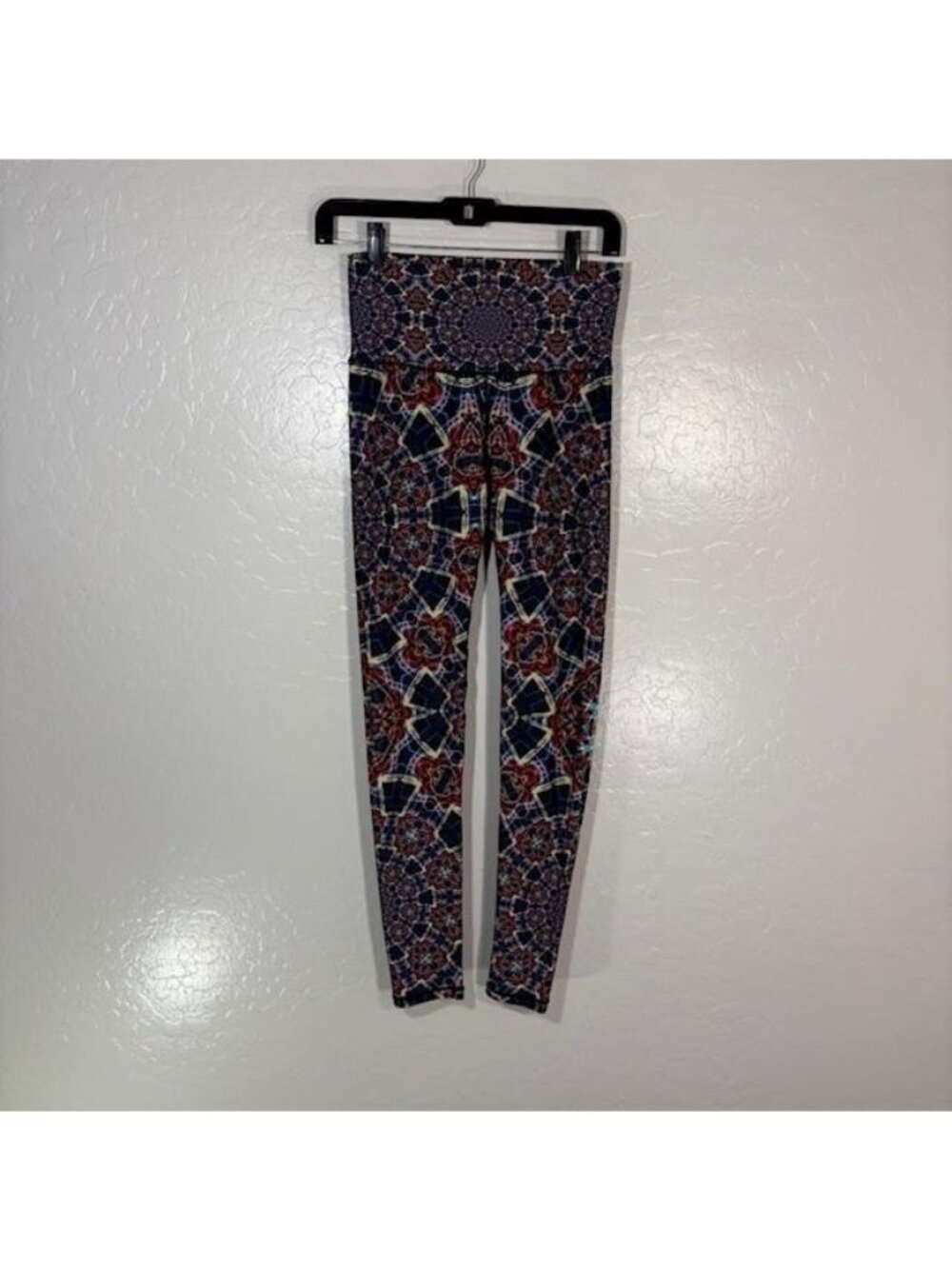 Wolven Leggings Womens Medium Multicolor Geometric High Rise Ankle Yoga Pants